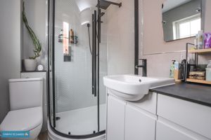 En-Suite- click for photo gallery